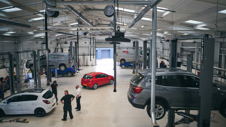 Evans Halshaw Vauxhall Wolverhampton Workshop