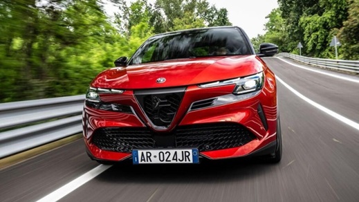 Red Alfa Romeo Junior Exterior Front Driving