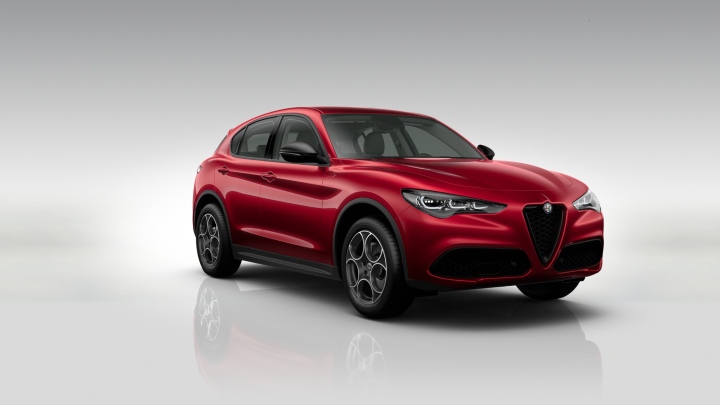 Red Alfa Romeo Stelvio Sprint