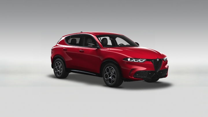 Red Alfa Romeo Tonale Sprint