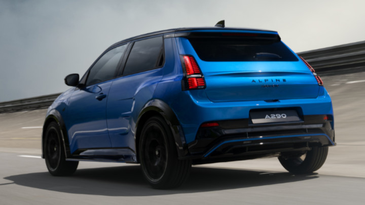 Blue Alpine A290 GTS driving on the motorway