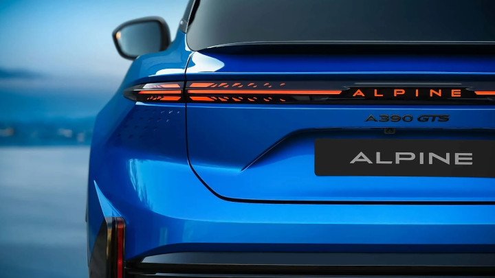 Alpine Plate On Rear Of Blue Alpine A390