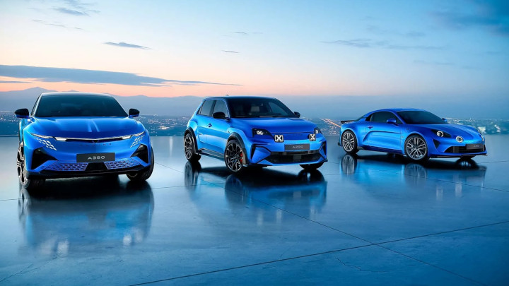 Alpine Line-Up In All Blue A290 A390 and A110