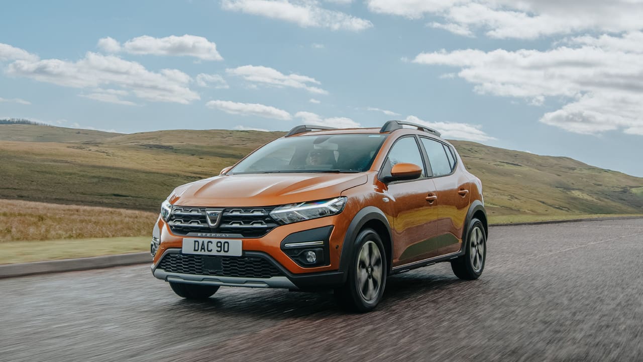 Orange Dacia Sandero Stepway Exterior Front Driving
