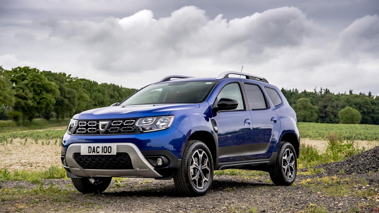 dacia duster, front, parked