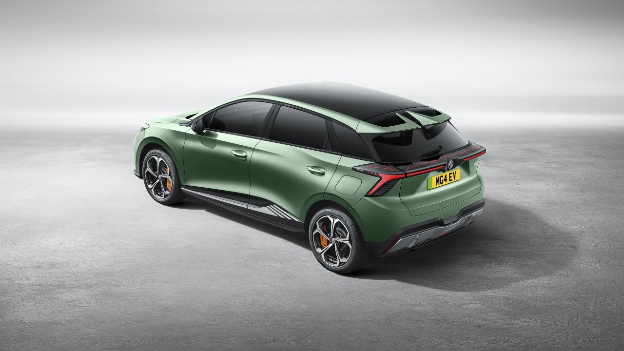 Green MG4 EV rear aerial 