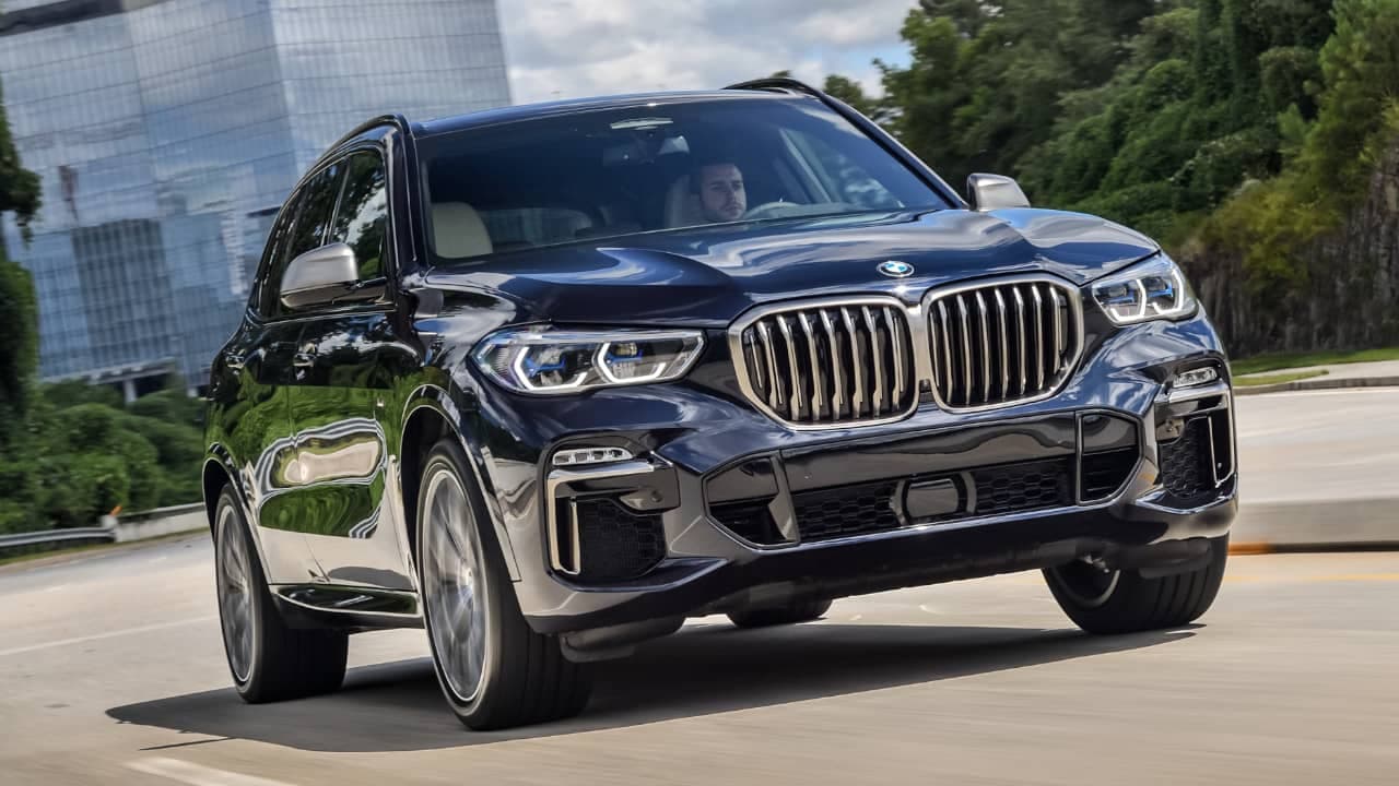 BMW X5 Driving