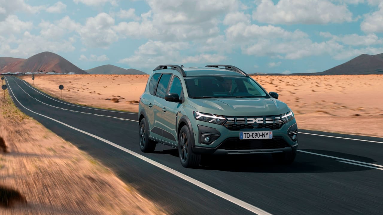 Dacia Jogger Front Driving
