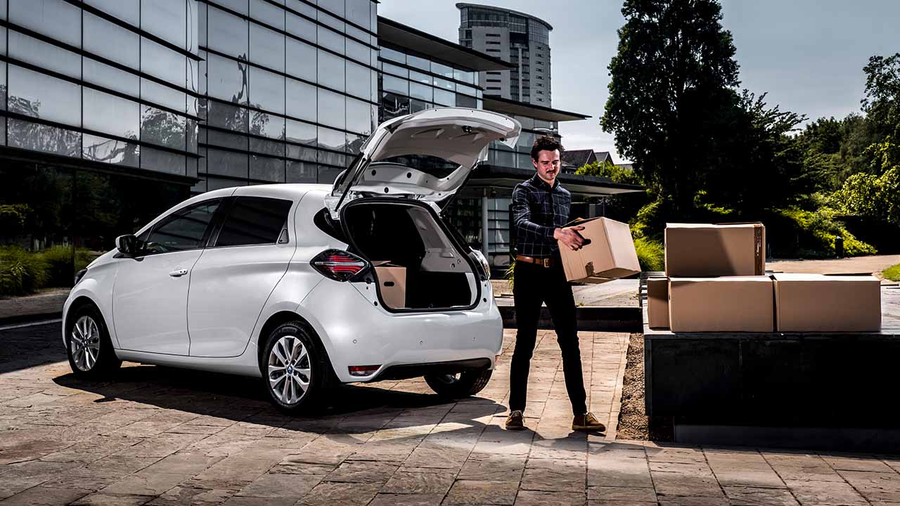Renault Zoe Cargo loading at the rear