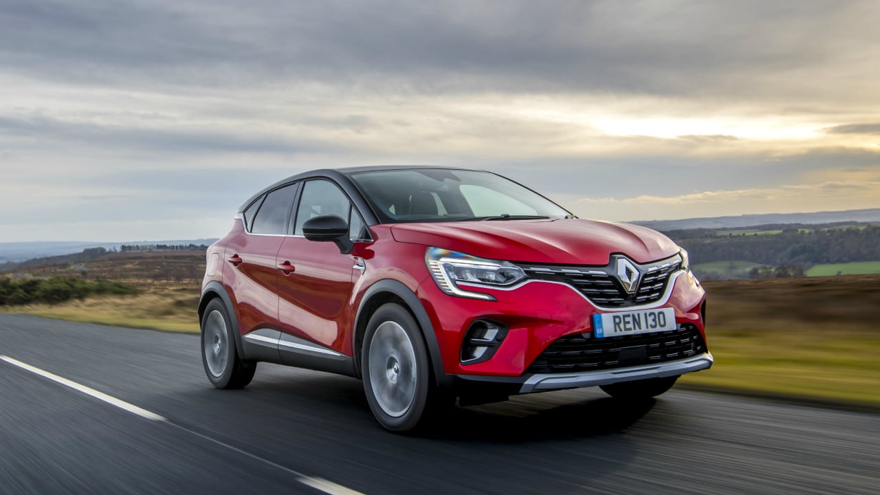 Red Renault Captur Exterior Front Driving