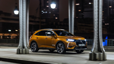 DS 7 Exterior Front Driving