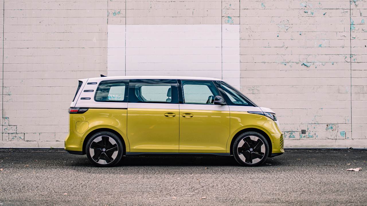 Volkswagen ID.Buzz side yellow and white 
