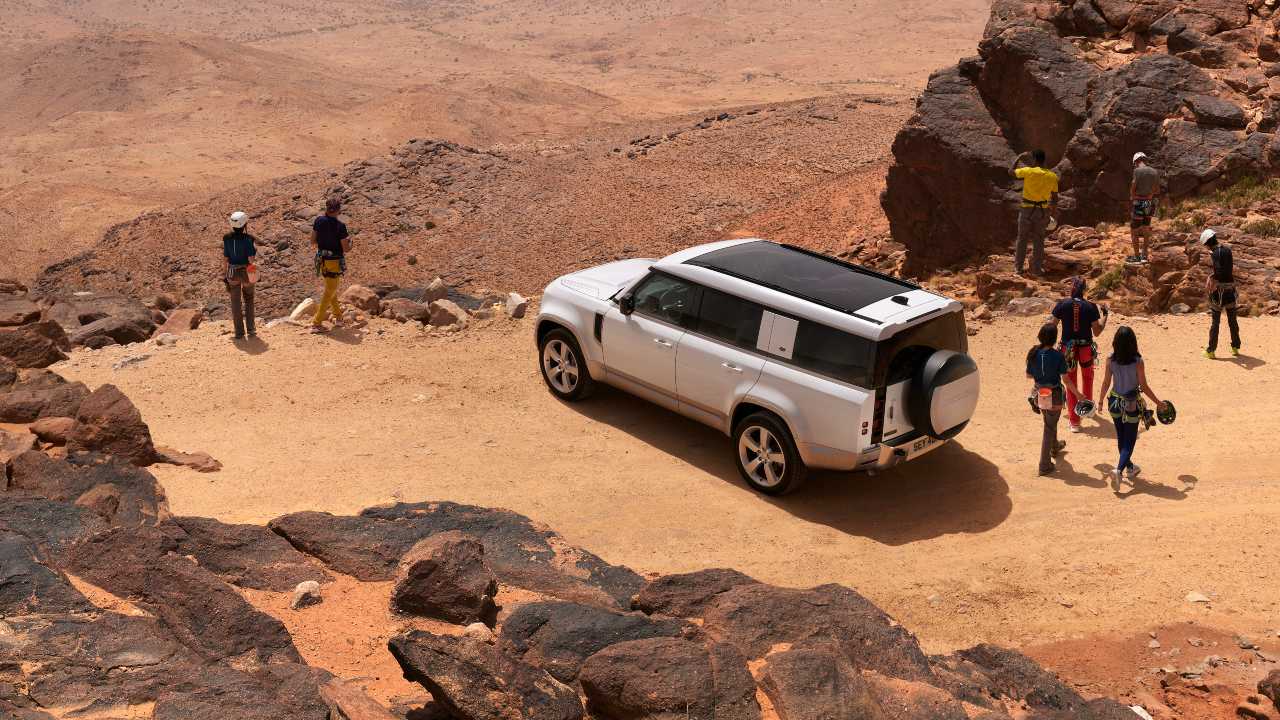 Land Rover Defender 130 in desert