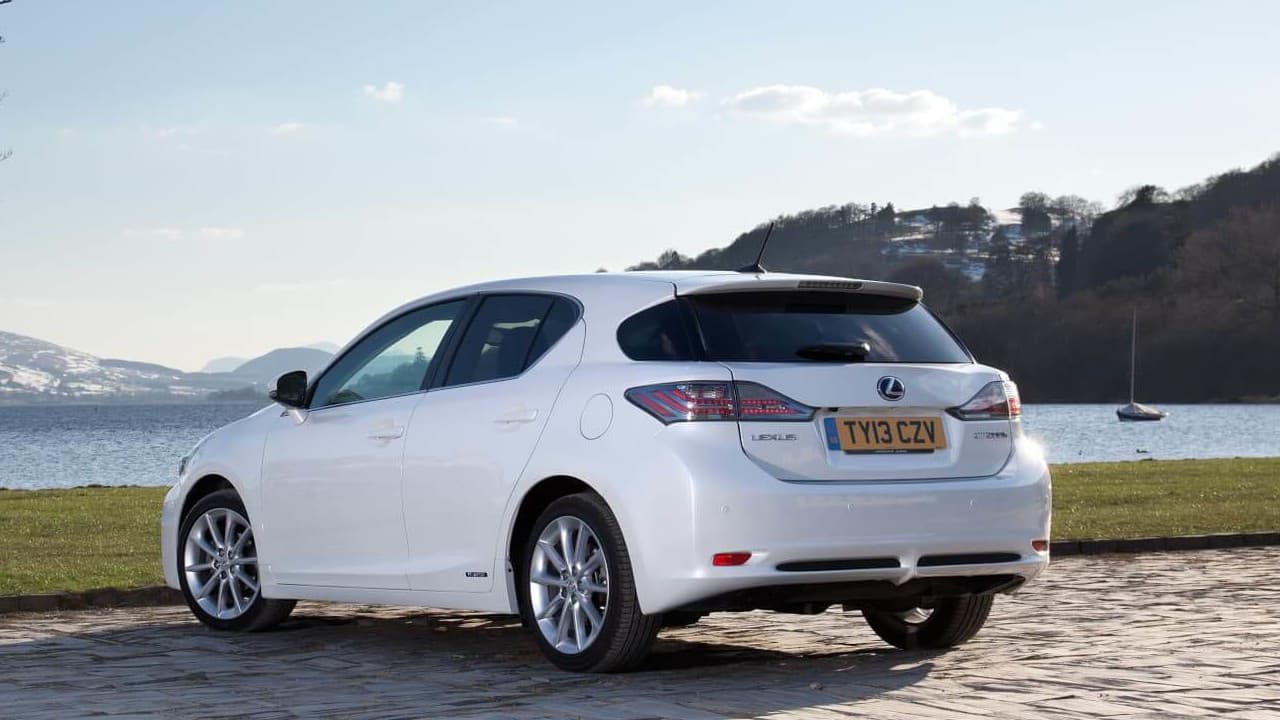 Lexus CT200h