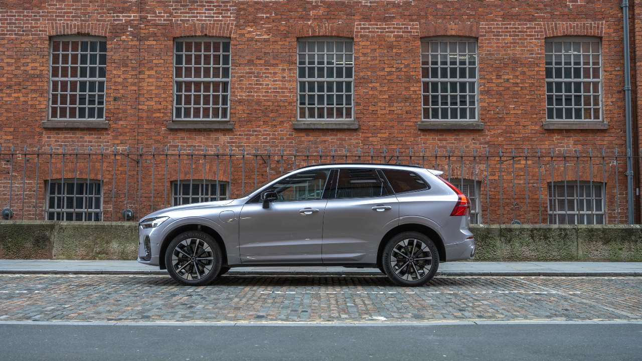 Grey Volvo XC60 Exterior Side Static