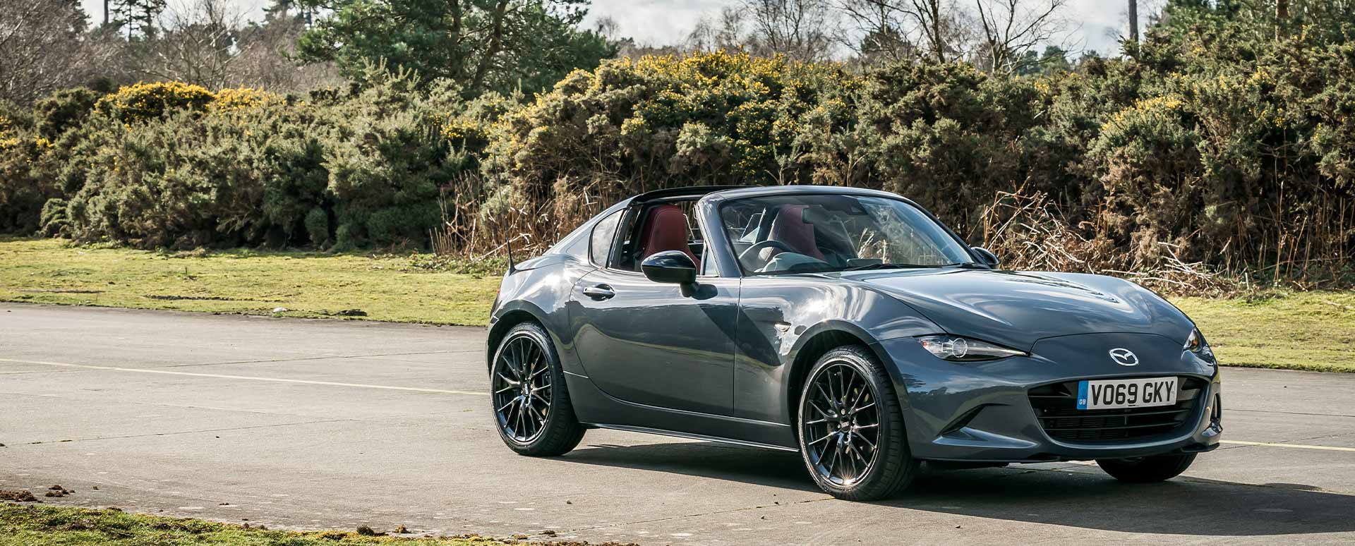 grey mazda mx-5, parked