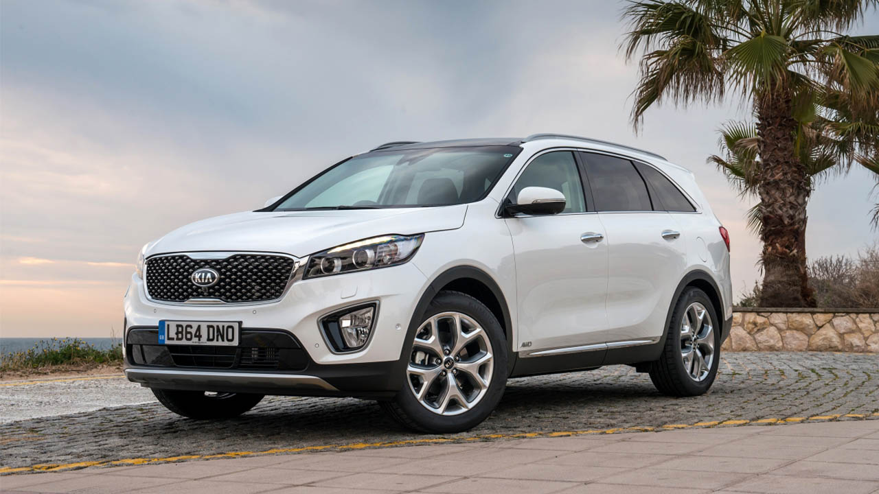 white kia sorento