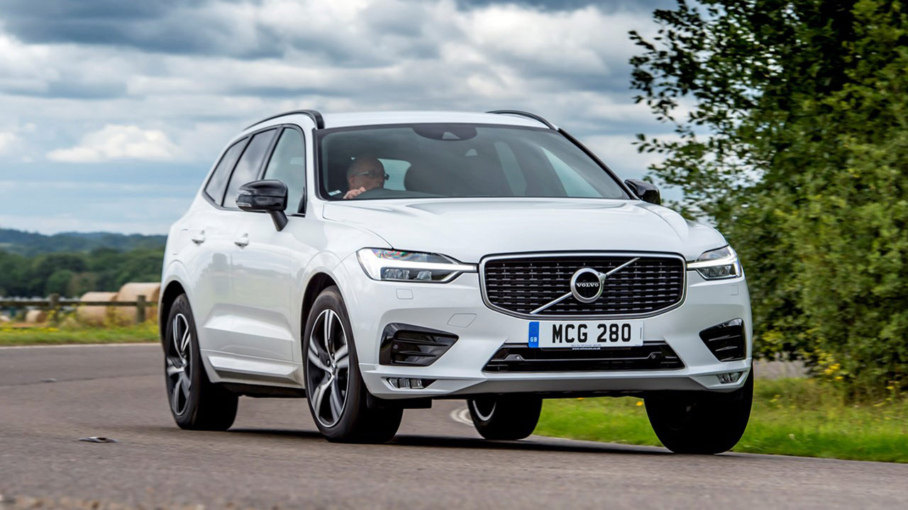 white volvo xc60