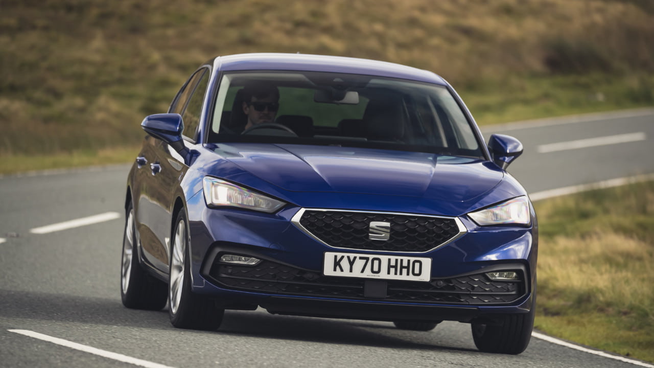 Blue SEAT Leon Exterior Front Driving