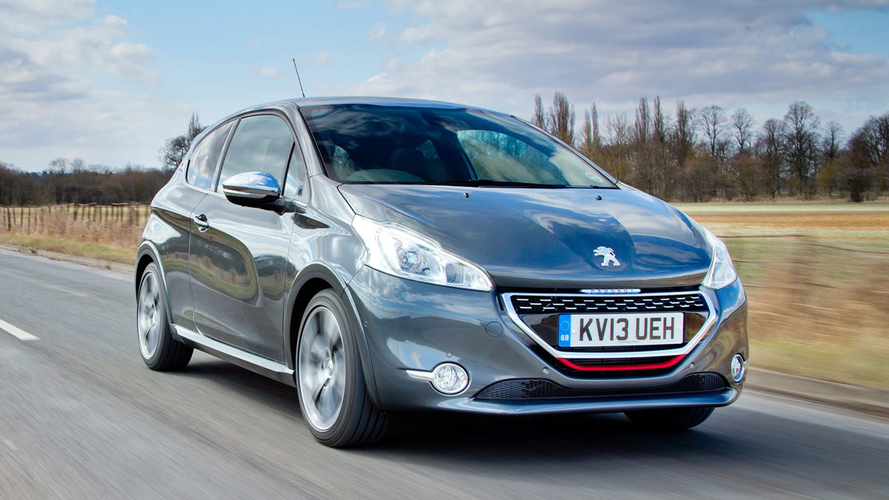 grey peugeot 208 gti