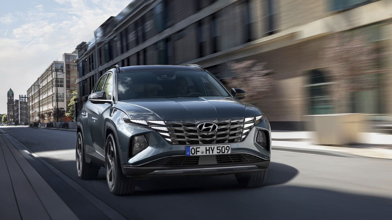 Grey Hyundai Tucson Exterior Front Driving