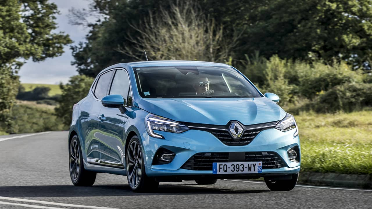 Blue Renault Clio Exterior Front Driving