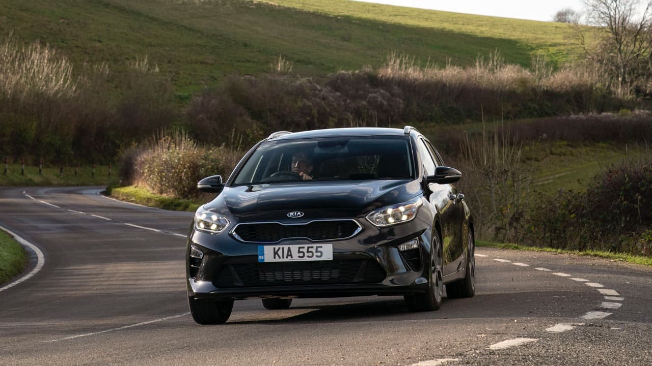 Black Kia Ceed