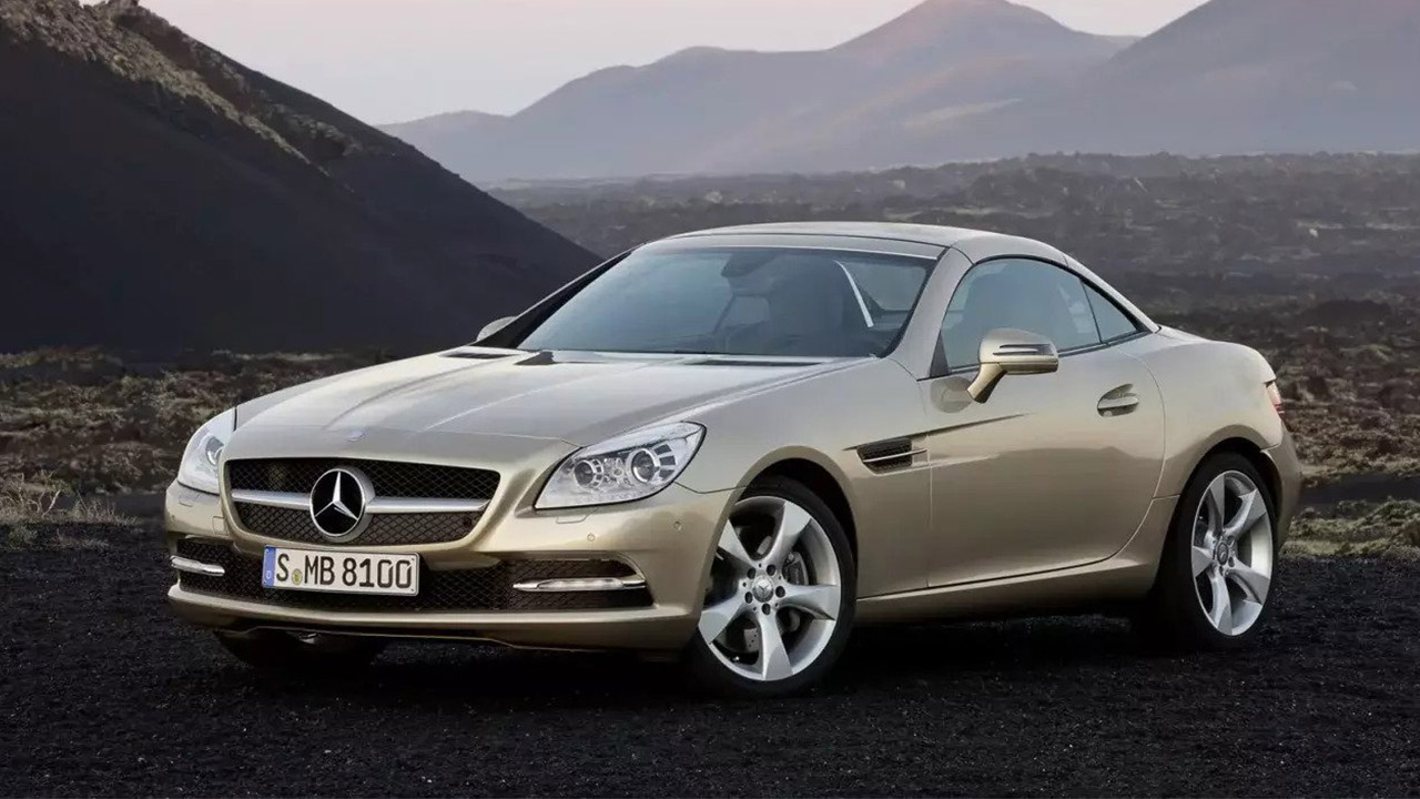 Mercedes-Benz SLK, parked