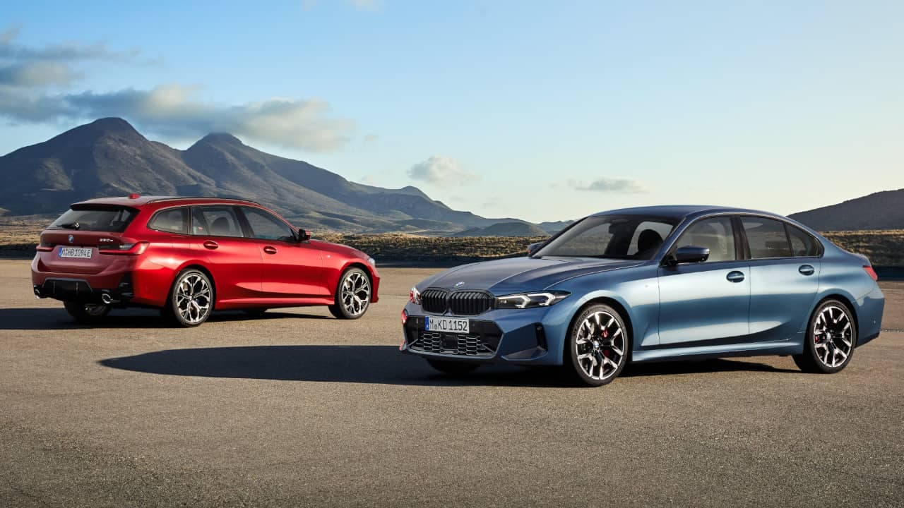 BMW 3 Series Touring in Red with BMW 3 Series Saloon in Blue