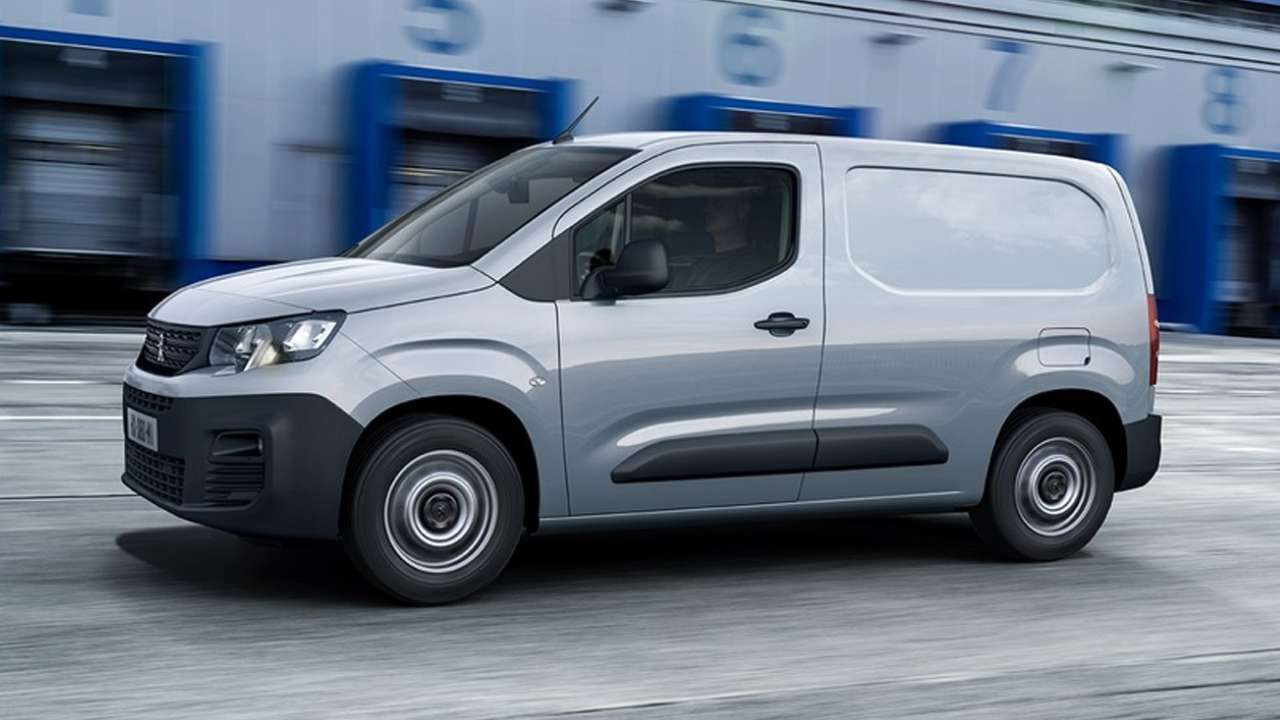 Silver Peugeot Partner