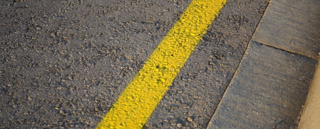 Can You Park on a Single Yellow Line?