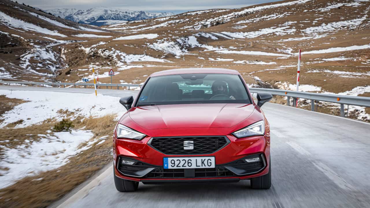 Red Seat Leon Driving Winter