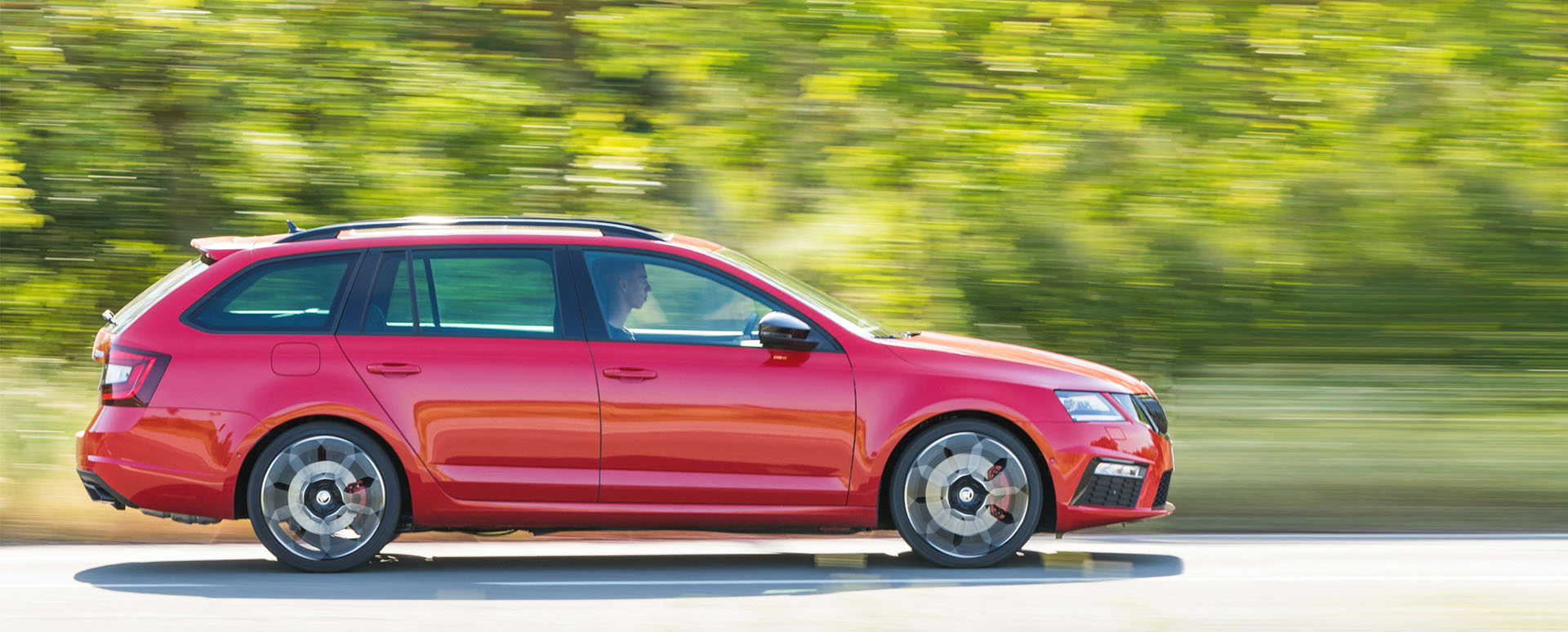 Red Skoda Octavia vRS Estate