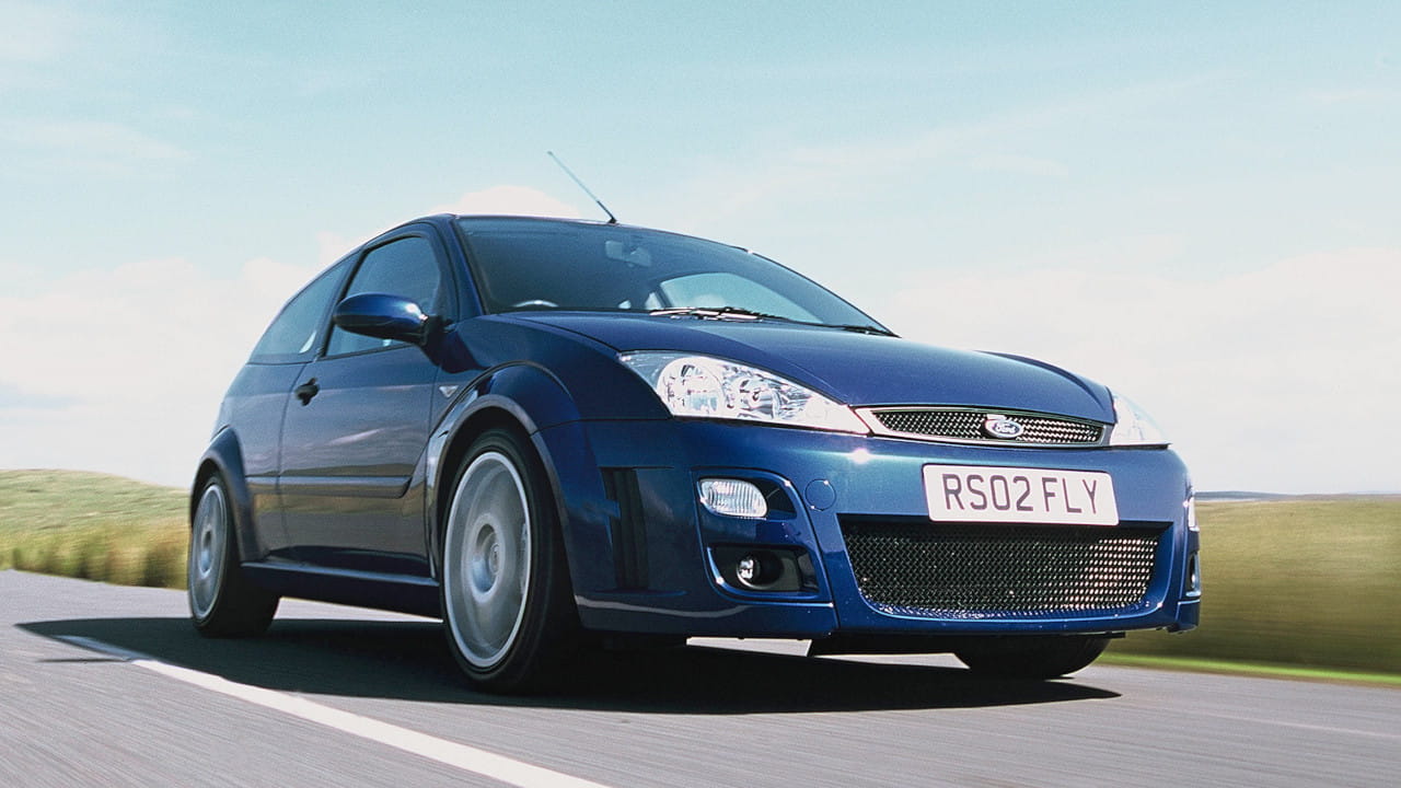 Blue Ford Focus RS Exterior