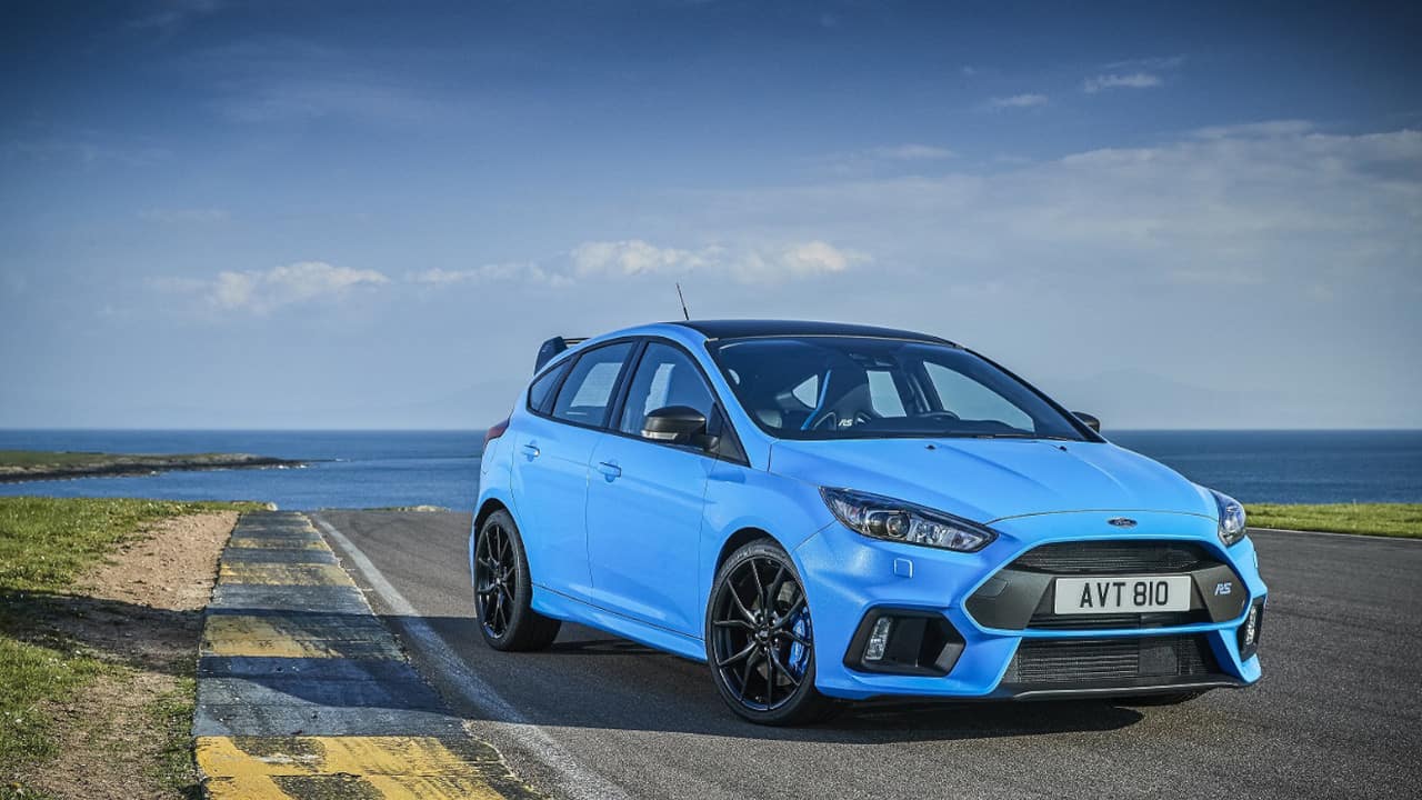 Blue Ford Focus RS Exterior