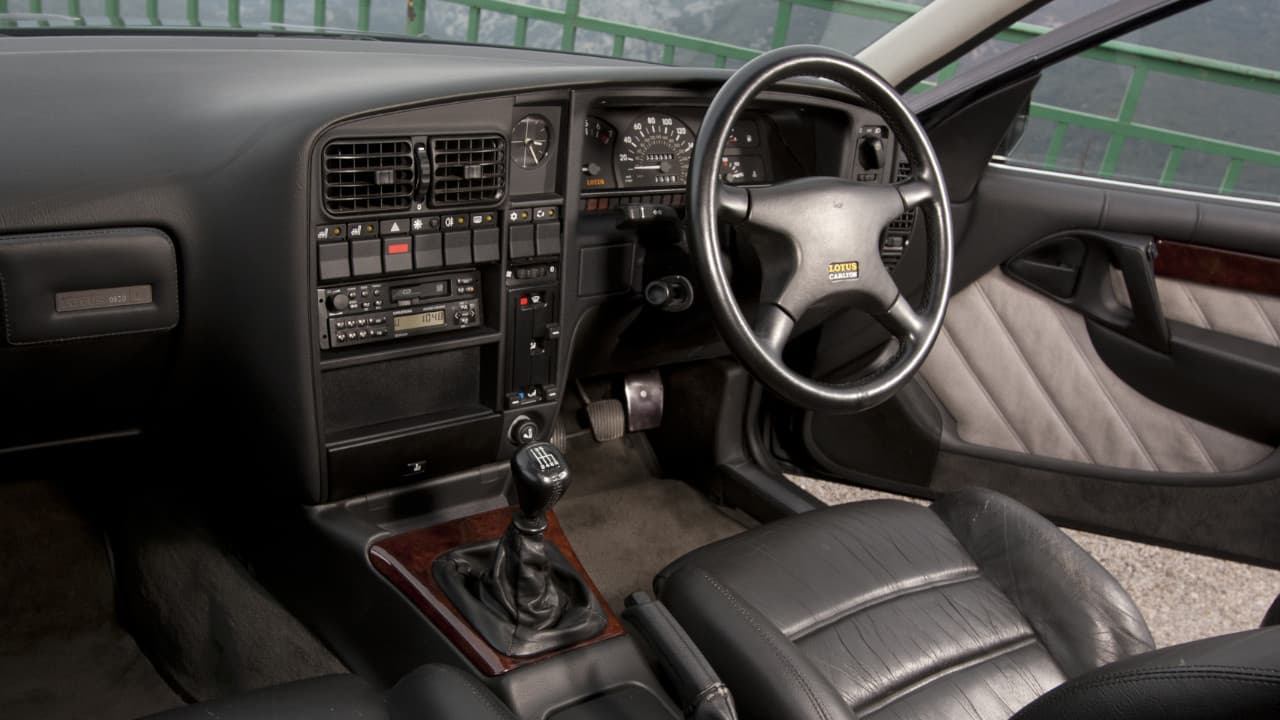 Vauxhall Lotus Carlton