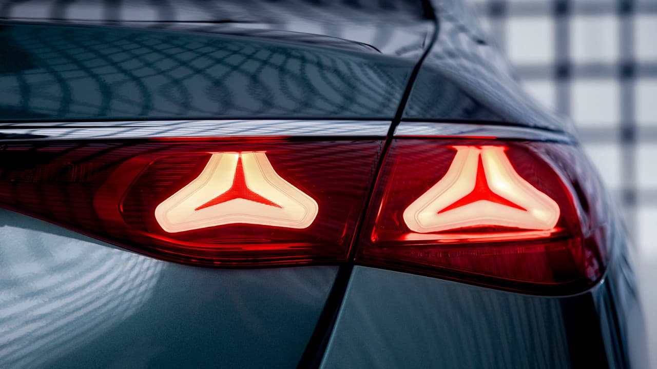 Mercedes-Benz E-Class Rear Lights