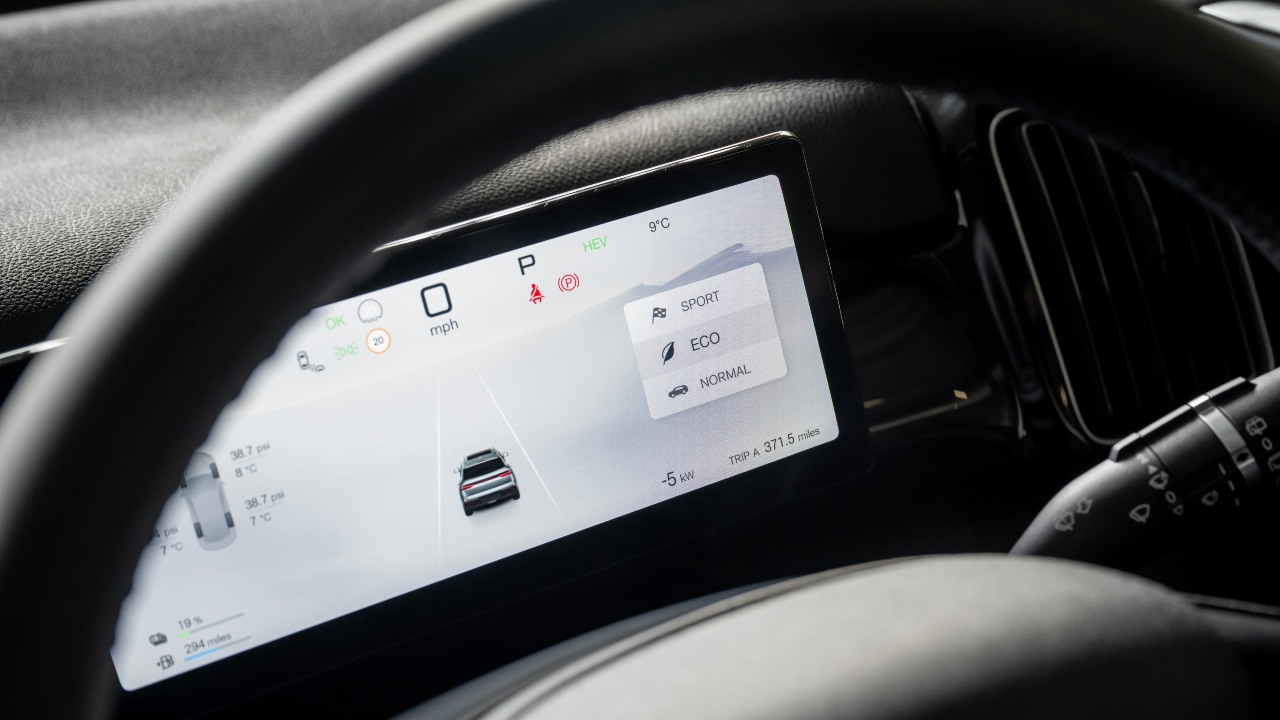 BYD dashboard with driving modes