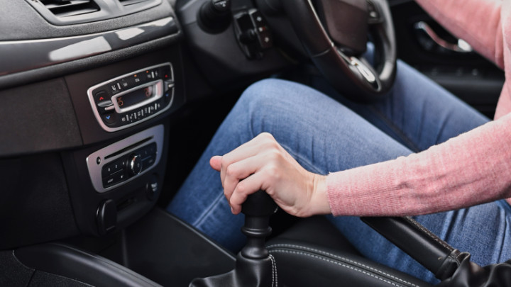 Lady Driving Manual Small Carousel 