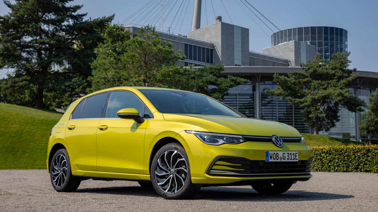 Yellow Volkswagen Golf GTE Exterior Front Static