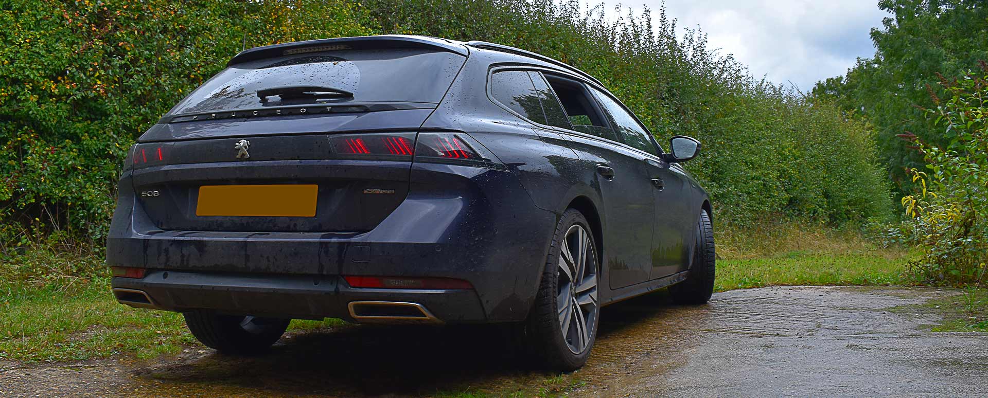 peugeot 508 parked, rear