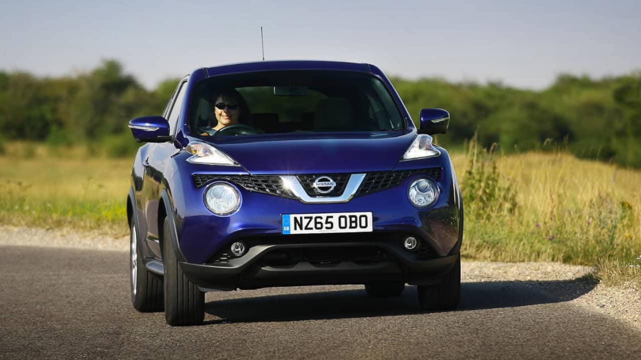 Nissan Juke Driving
