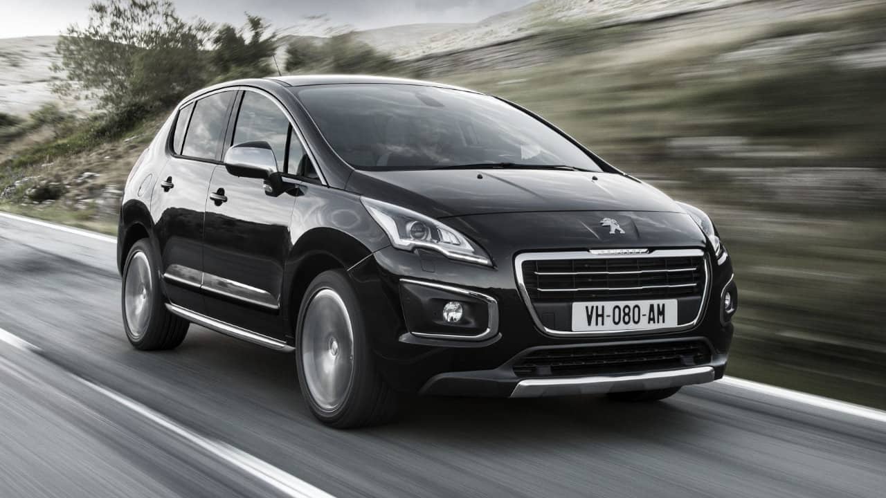 Peugeot 3008 MPV Driving