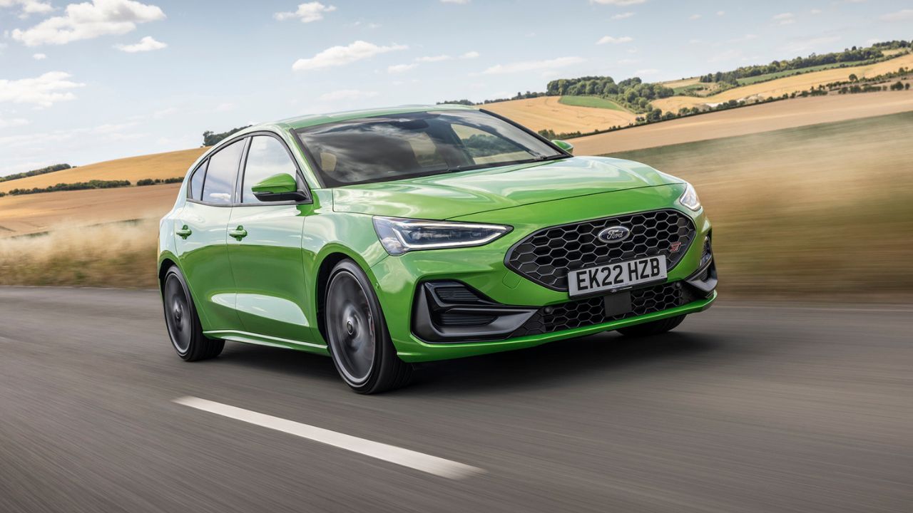 Green Ford Focus