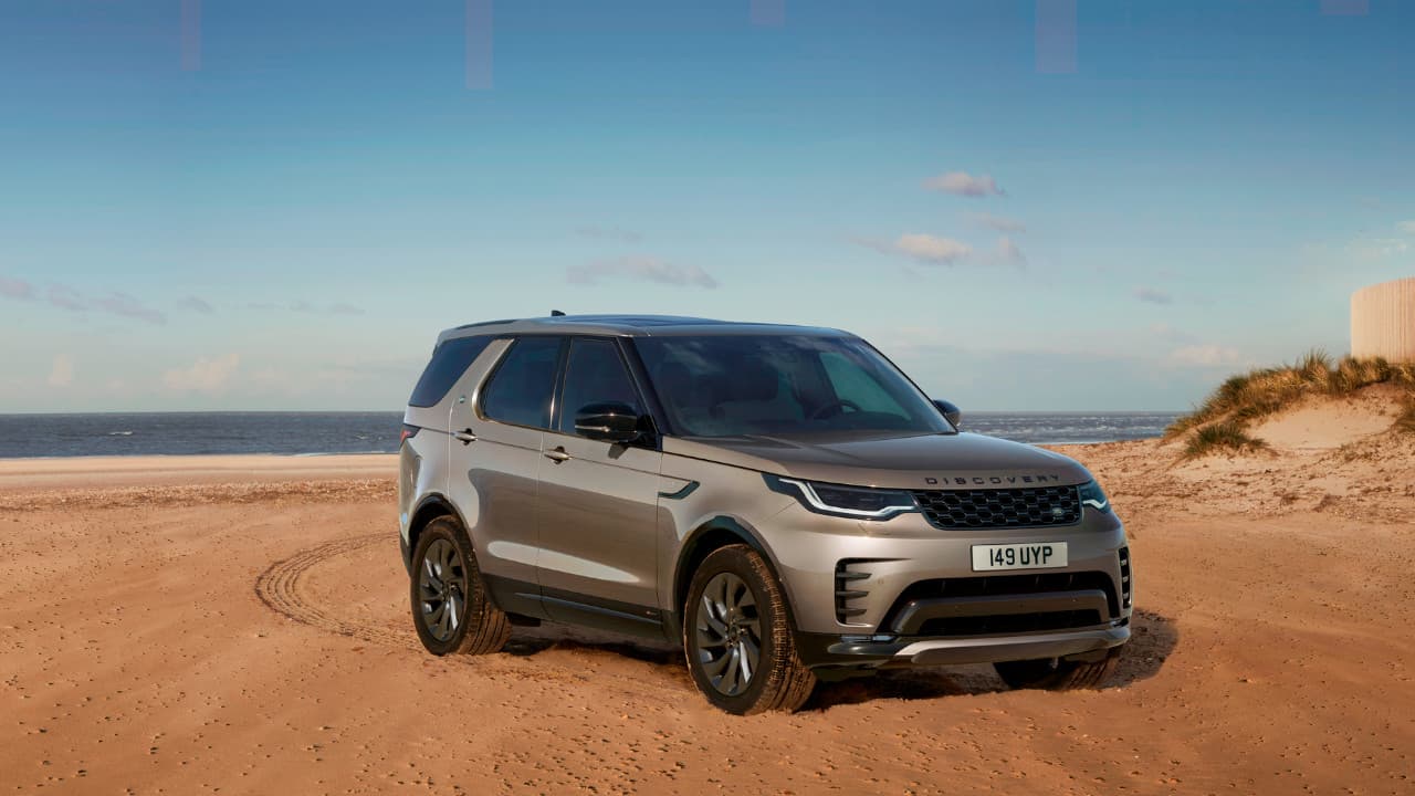 Land Rover Discovery Front Side