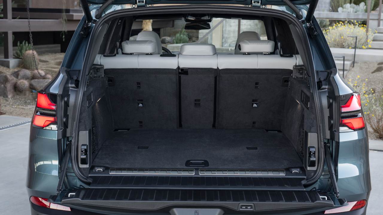 BMW X5 Boot
