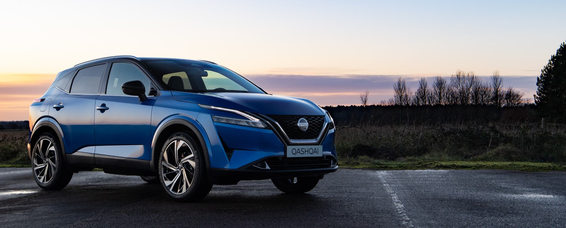 Blue Nissan Qashqai Exterior