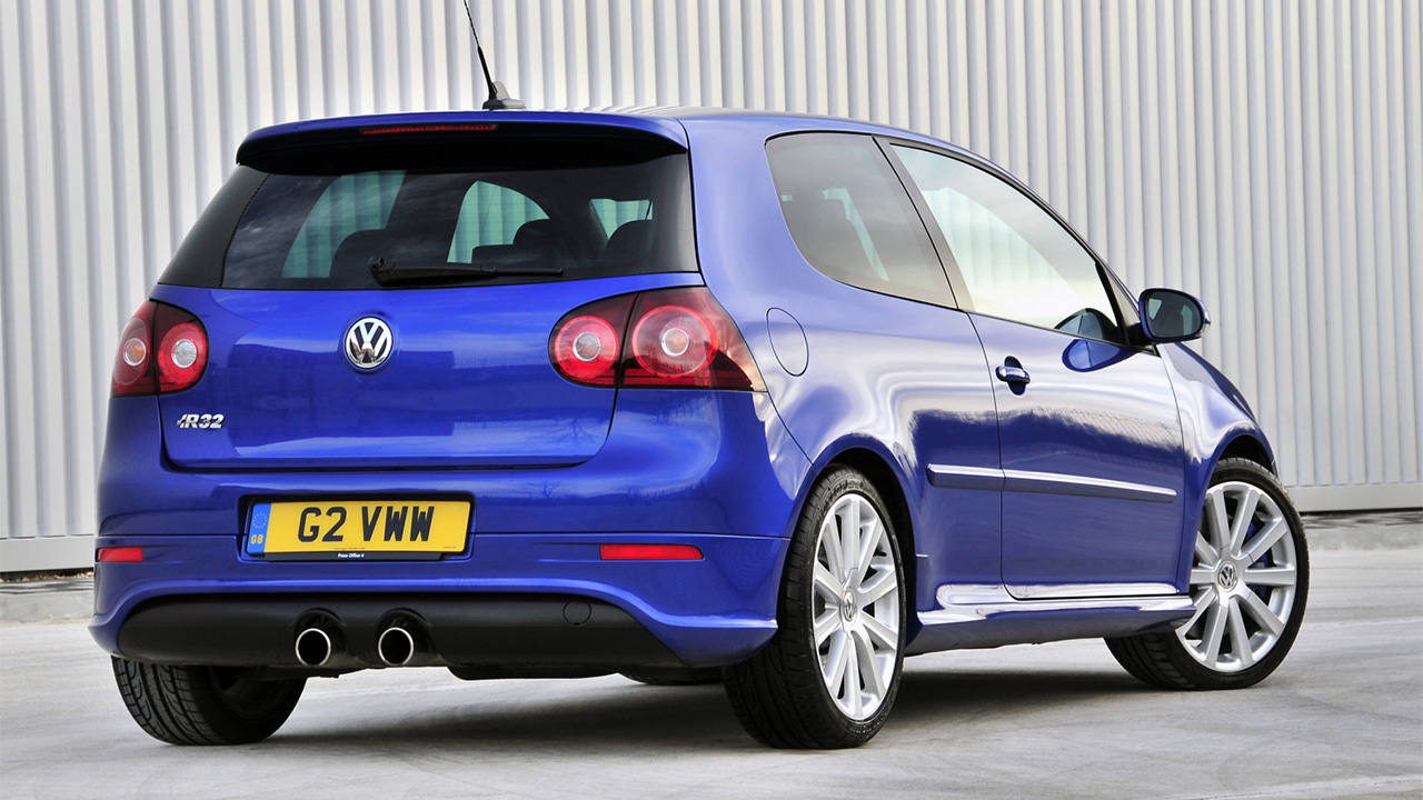 Blue Volkswagen Golf R32, rear shot