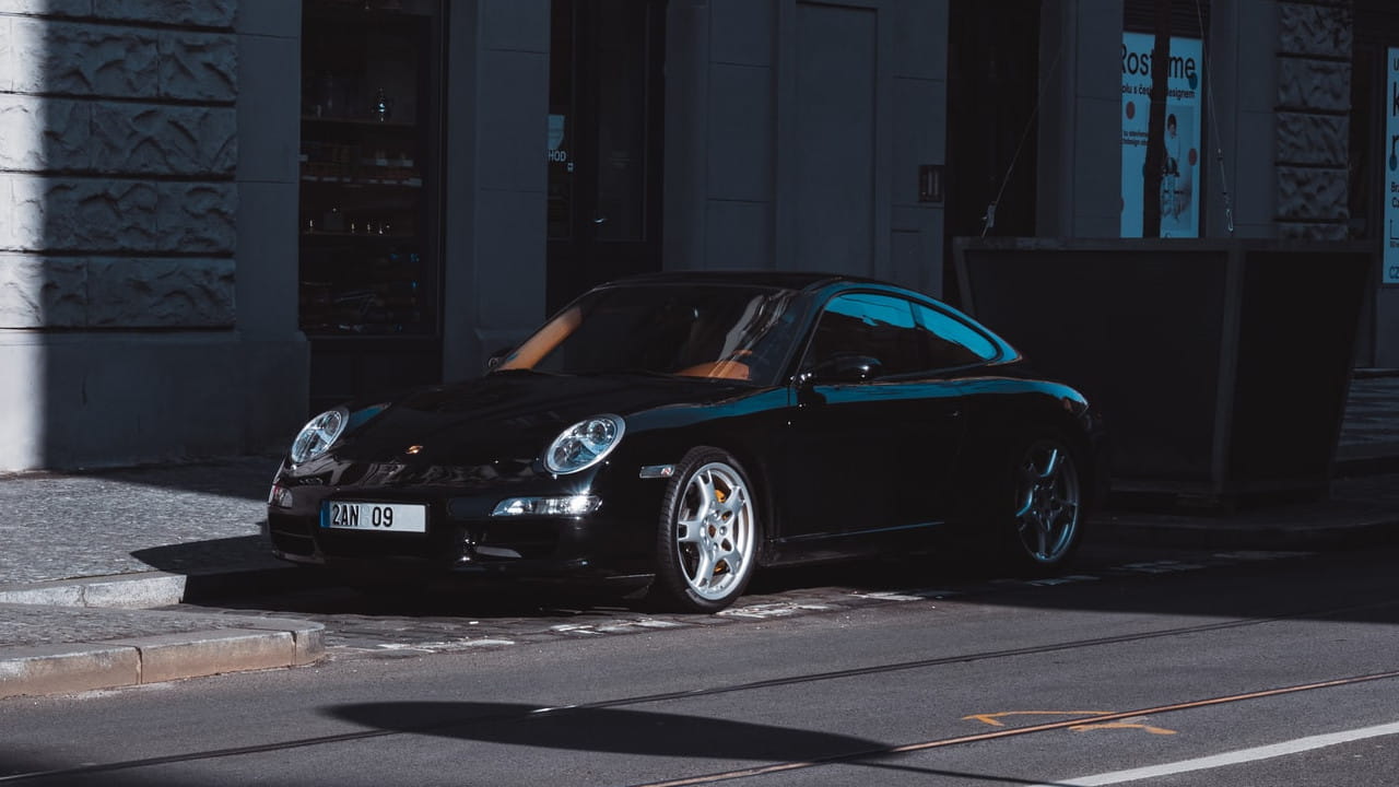 Porsche In the Shade