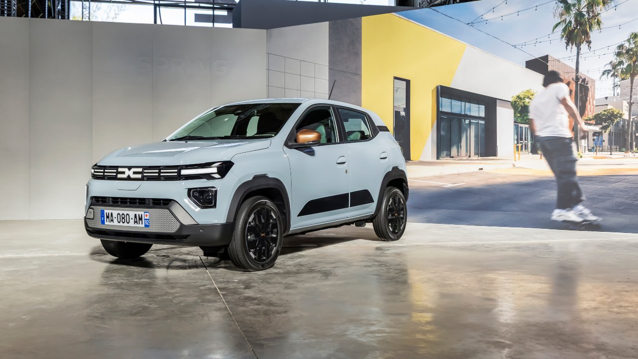 Dacia Spring Studio grey
